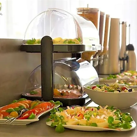 Hotell Quattro 3*